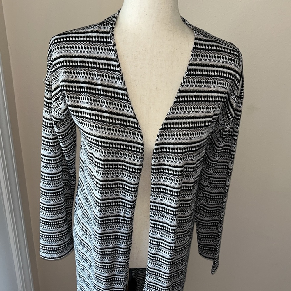 Bobeau Jacquard Stripe Knit Cardigan - Picture 3 of 9